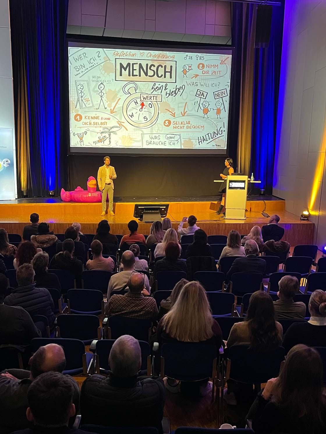 Alex Volz als Speaker